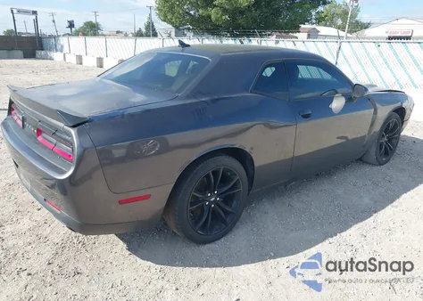 2018 Dodge Challenger Sxt Plus из США, поврежденный, VIN 2C3CDZAG9JH322252